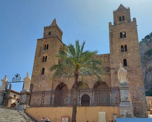 Discovering Cefalù: sea, history and culture Il Duomo di Cefalù