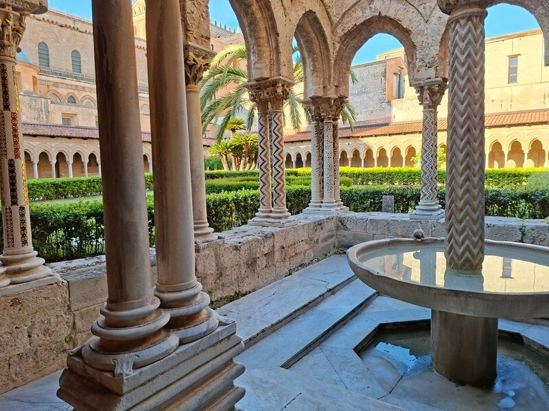 La Fontana del Re nel Chiostro Benedettino del Duomo di Monreale