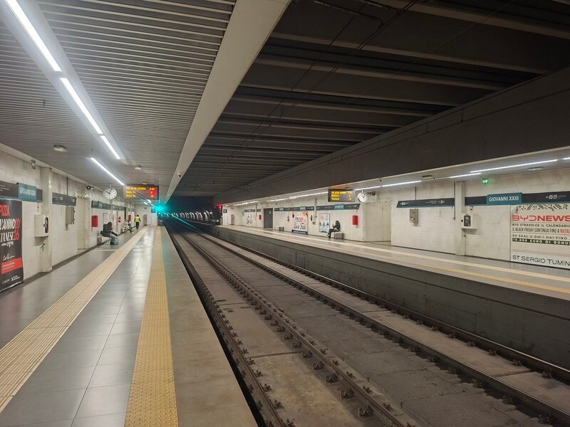 Gl interni della stazione Giovanni XXIII della Metropolitana di Catania