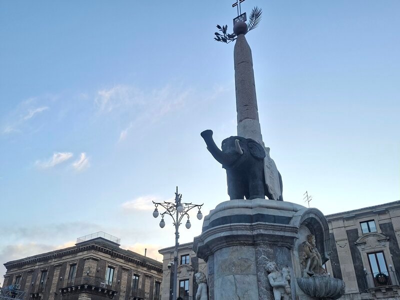 La Fontana dell'Elefante in Piazza Duomo a Catania
