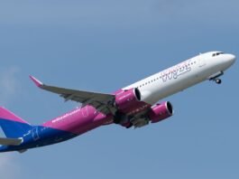 Nuova rotta aerea tra Palermo e Tirana: Wizz Air attiva il volo diretto dal 27 ottobre Un aereo Wizz Air, la compagnia aerea che ha attivato il volo diretto tra Palermo e Tirana