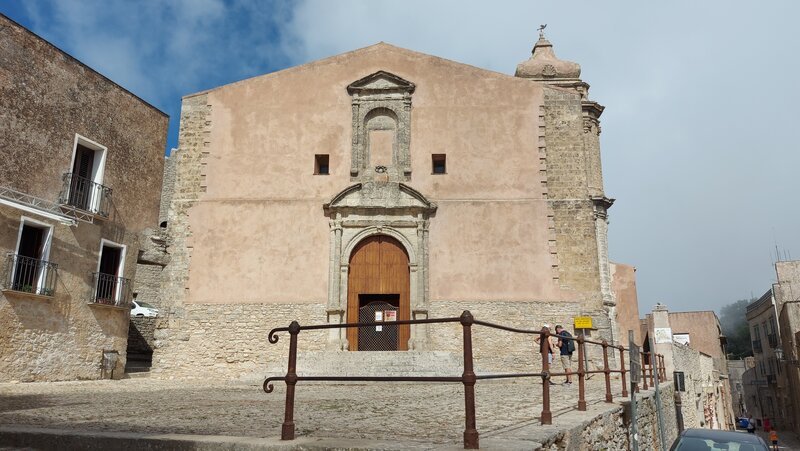 La Chiesa Parrocchiale di San Giuliano a Erice