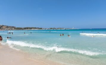Estate 2026, 7 italiani su 10 restano in Italia: Sicilia in vetta alle preferenze La Spiaggia di San Vito lo Capo è uno de motivi per cui la Sicilia in vetta alle preferenze dei turisti nel 2026