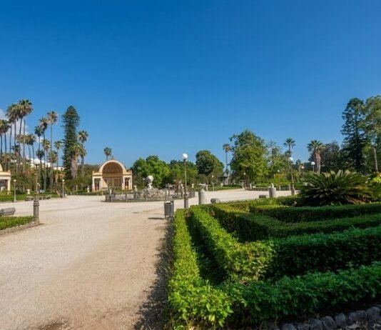 Villa Giulia a Palermo: storia, orari e cosa vedere nel giardino più antico della città La piazza principale di Villa Giulia a Palermo